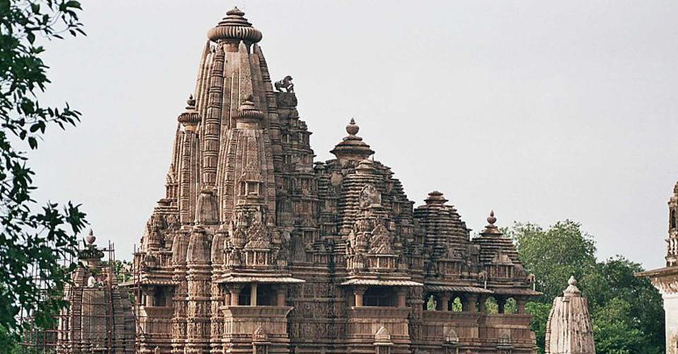 800px-Khajuraho11